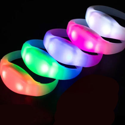 Bracelet luminosi con 4 LED