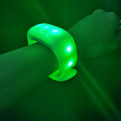 Braccialetti luminosi con 11 LED